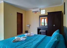 Balangan Paradise Hostel and Restaurant 4