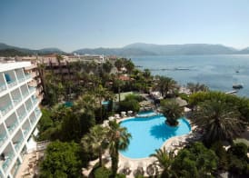 Tropical Beach Hotel 3