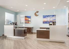 Comfort Inn & Suites Gulf Shores East Beach near Gulf State Park 3