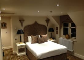 The White Hart 3