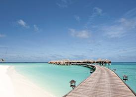 Constance Halaveli Resort 4
