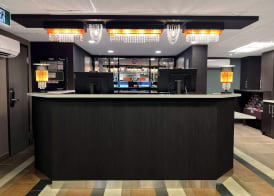 Coast Calgary Downtown Hotel & Suites by APA 5