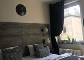 Hamburg Room 5