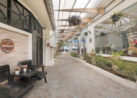 Crystal Bay Beach Resort 3