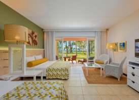 Victoria Beachcomber Resort & Spa 4