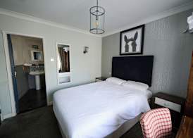 White Hart, Newmarket by Marston's Inns 5
