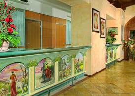 Hotel Dolomiti Schloss 3