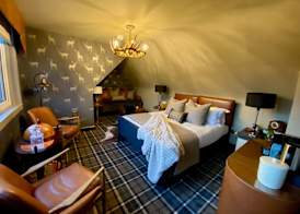 Abbotsford Hotel 3