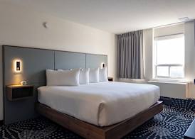 Carriage House Hotel and Conference Centre 5