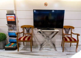 Residency Hotel Fort 4