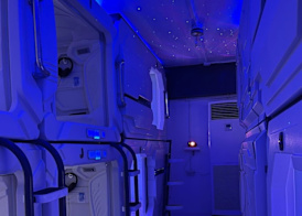 BMAX SPACEPODS sleep in space - 4mins from Mactan Airport 5