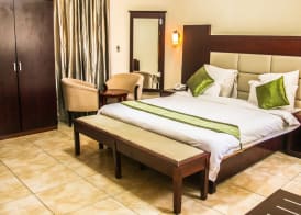 Chamba Valley Exotic Hotel 4