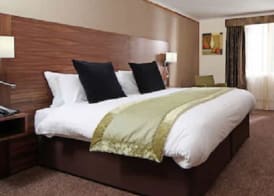 voco Letchworth Hall by IHG 4