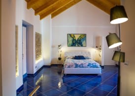 Ispani Inn Resort 4