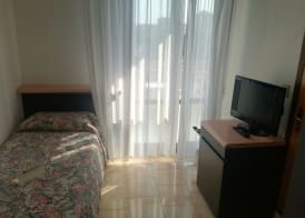 Hotel MaxiHeron 5