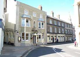 Calverts Hotel - Newport, Isle of Wight - FERRY TICKET FROM 89 POUNDS FOR A CAR & PASSENGERS RETURN 2