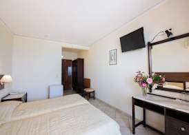 Aphrodite Beach Hotel Corfu 4