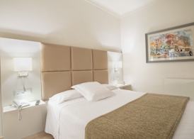 Hotel Pirineos Figueres by Pierre & Vacances 5
