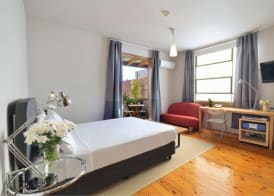 Dive Hotel 4