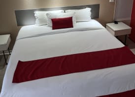 Travelodge by Wyndham Orlando at Heart of International Drive 4