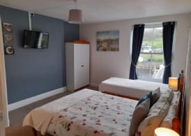 Saffron House 4