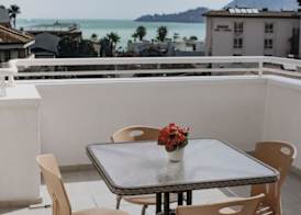 Navy Hotel 4