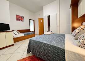 Residence I Girasoli 5