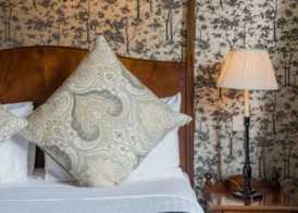 The Coed-Y-Mwstwr Hotel 5