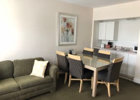 Beach Place Hotel 4