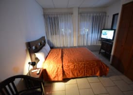 Bayfront Hotel 5