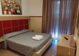 Hotel Carol & Residence Grazia 4