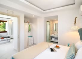 Villa D'Oro - Luxury Villas & Suites 4