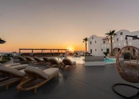 The Amethyst Exclusive Suites Oia 3