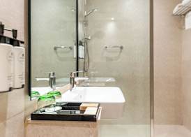 Sea Point Hotel Dubai Islands Formerly Park Regis by Prince 3