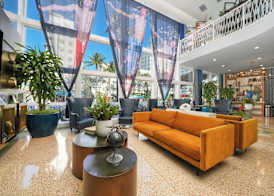Catalina Hotel & Beach Club 4