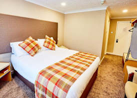 Abbotsford Hotel 5