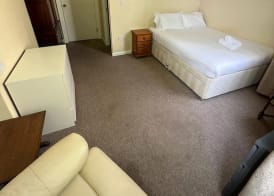 Crofton House Hotel 3
