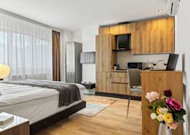 Uni88 ApartHotel 3