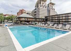 Quality Inn Downtown Historic District 3