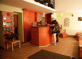 Easy Star Hotel 4