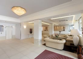 Hôtel Paradis 2