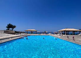 Kamarina Resort 4