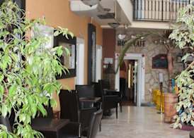 Enjoy Inn 5
