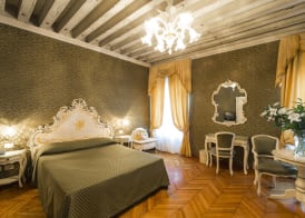 Palazzo Guardi 3