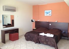 Kefalonitis Hotel Apartments 4