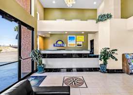 Days Inn by Wyndham Tucson Airport 3