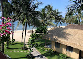 Bamboo Village Beach Resort & Spa 5