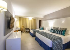 Leopard Beach Resort & Spa 5
