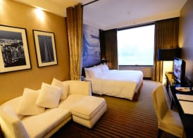 Harbour Grand Hong Kong 2