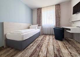 DORMERO Hotel Wilhelmshaven 4